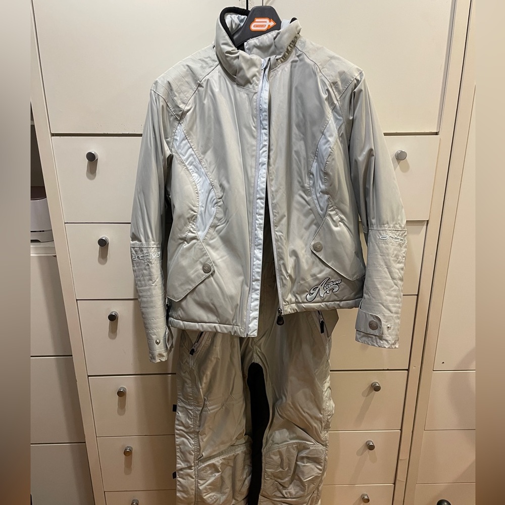 Arctiva snowmobile suit. Jacket, bibs, and gloves. Women’s Size large